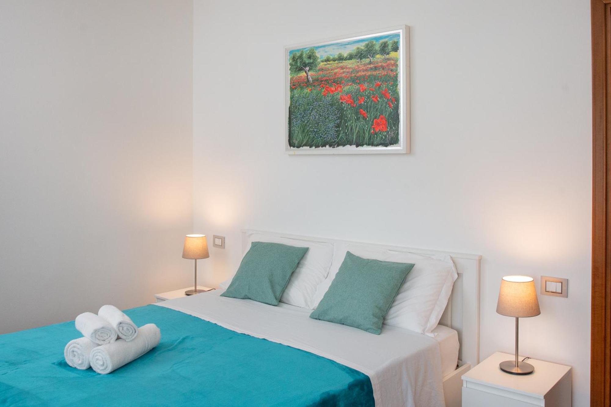 Kandinski Apartment - With Pool セッティモ・ミラネーゼ エクステリア 写真